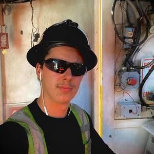 Meet your Posher, Marc-andré